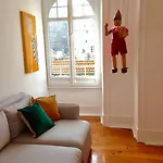 Апартаменты Design Sta Marta/ Liberdade Лиссабон